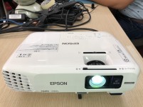 Máy chiếu Epson EB-W28 đã qua sử dụng